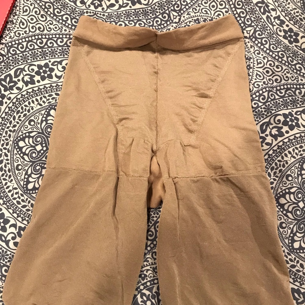 SPANX Super Power Mid-Thigh Panty